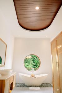 Nasa Place Ubud With Jungle View