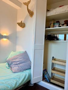 Joli maison de pêcheur à 50m de la plage en plein centre