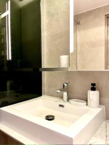 Appartement moderne et rénové au coeur de Paris