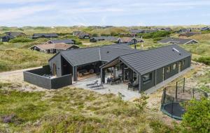 Cozy Home In Ringkøbing With Sauna
