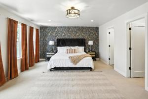 Luxury Stay Hot Tub-Games-Arcade Balcony Views