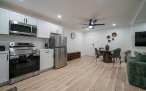 Worldcup Ready Cozy DT DFW Free Parking Pool Medical Dist