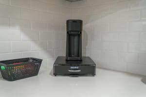 DT DFW Chic Free Parking and Pool In Medical District