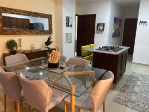 Beach Chic Condo in Hotel Zone - 700m to beach