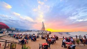 Beach Chic Condo in Hotel Zone - 700m to beach