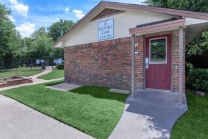 Family-Friendly 2Bd Midterm Stay I Parking Onsite