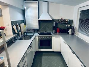 Family-Friendly & Stunning Views