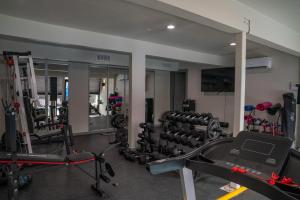 Cozy DT DFW Free Parking Pool Medical Dist