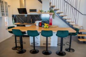 Holiday House Ad Astra