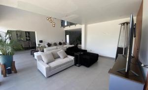 Linda y comoda casa completa