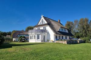 Boddenland 2 - 3hvězdičkové hotely ve městě Born