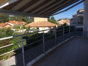 Appartement Tout Confort avec Parking, Proche Plage et Commerces - FR-1-197-509