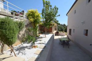 Apartments in Omisalj - Insel Krk 13342