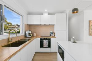 Werri Heights - great family home