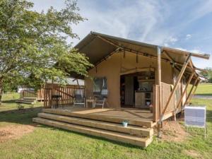 Campings Mobil-home avec terrasse pour 4 personnes - API-1-52-671 : photos des chambres