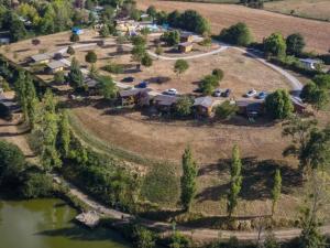 Campings Mobil-home avec terrasse pour 4 personnes - API-1-52-671 : photos des chambres
