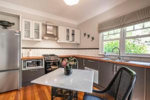 Garden Cottage - Mt Dandenong Luxury for Couples