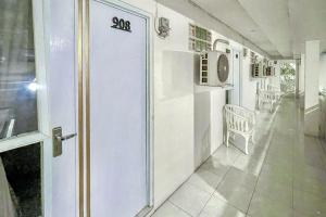 Urbanview Syariah Oemah Isun Homestay Cirebon by RedDoorz