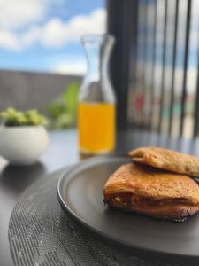 Alojamiento independiente con terraza