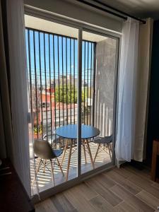 Alojamiento independiente con terraza