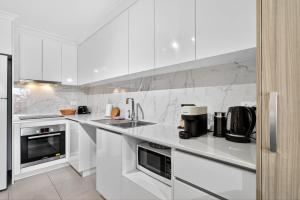 Stylish Rockingham Getaway 2BR Coastal Apartment