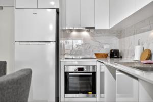 Stylish Rockingham Getaway 2BR Coastal Apartment