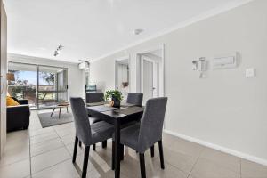 Stylish Rockingham Getaway 2BR Coastal Apartment