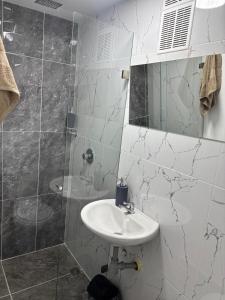 Apartaestudio cerca al centro de Medellin