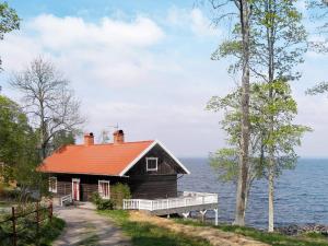 6 person holiday home in HOVA-By Traum