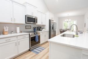 Pawleys Island Beach House Golf & Sleeps 10