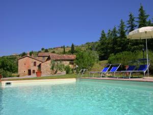 Spacious Cortona Villa