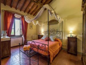 Spacious Cortona Villa