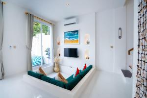 Villa Grega Mykonos, 2Br walking to Padang Padang beach Uluwatu