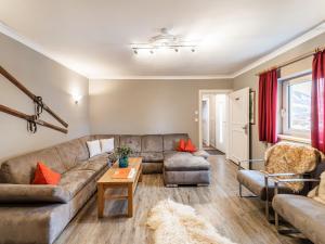 Chalet in Bruck near Ski Slopes