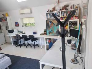 Modern House With Outdoor Spa And Sauna