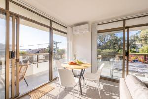 The Commodore 3, 9-11 Donald St - air con, views