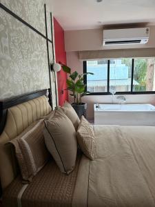 Nivara Luxury Jacuzzi Suite in Koregaon Park