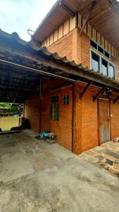 คีรีนคร บางพระ รีสอร์ท