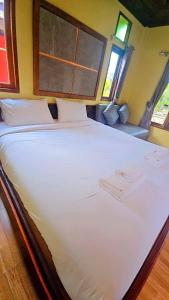 คีรีนคร บางพระ รีสอร์ท