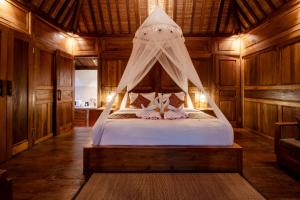 Embun Pagi Wooden Private Villas Ubud