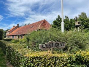 Family Farmhouse with go-karts