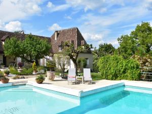 Luxury Villa in Dordogne with Pool & Privacy