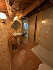 Rustic charm in Àger, a natural paradise