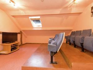 Spacious Wéris forest escape