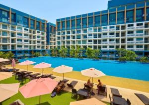 Laguna Beach Resort 2 great swimming pool view