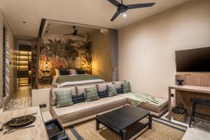 Sunrise Lush River Villa by Alfred in Bali