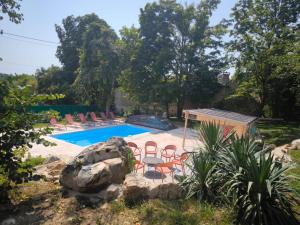 Maisons de vacances Lou Cantou sur Lunain : Maison 4 Chambres