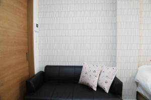 Easy access to Ikebukuro Red Leaves ,Golden GinkgoM303