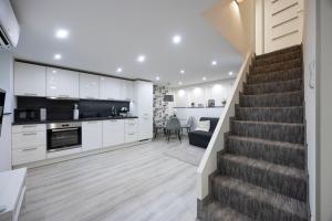 Central Cozy Apartment next to Fashion St