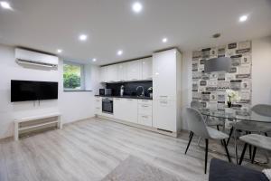 Central Cozy Apartment next to Fashion St